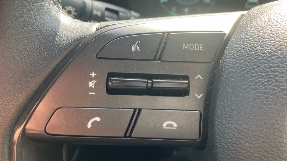 Hyundai BAYON 1.0 TGDi 48V MHEV SE Connect 5dr Petrol Hatchback - Image 24