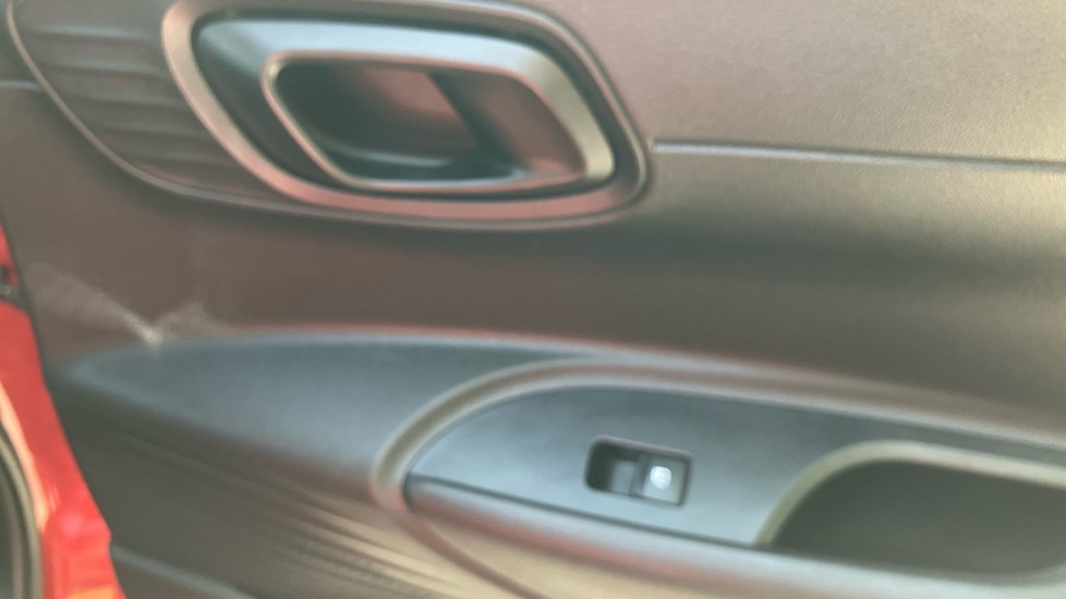 Hyundai BAYON 1.0 TGDi 48V MHEV SE Connect 5dr Petrol Hatchback - Image 38