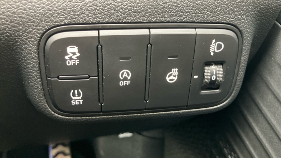 Hyundai i20 1.0T GDi N Line S 5dr Petrol Hatchback - Image 25