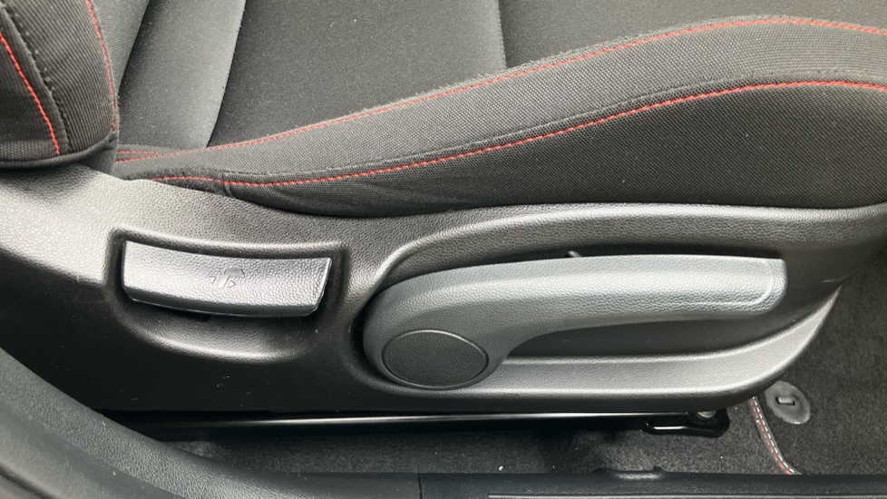 Hyundai i20 1.0T GDi N Line S 5dr Petrol Hatchback - Image 37