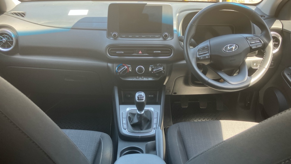Hyundai KONA 1.0 TGDi 48V MHEV SE Connect 5dr Petrol Hatchback - Image 10
