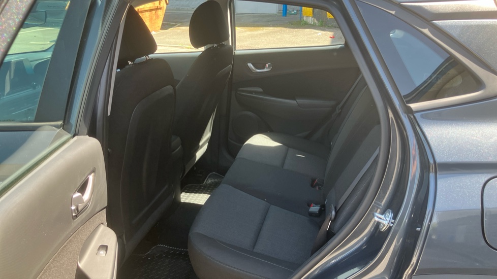 Hyundai KONA 1.0 TGDi 48V MHEV SE Connect 5dr Petrol Hatchback - Image 16