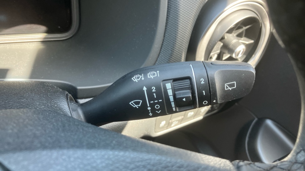 Hyundai KONA 1.0 TGDi 48V MHEV SE Connect 5dr Petrol Hatchback - Image 23