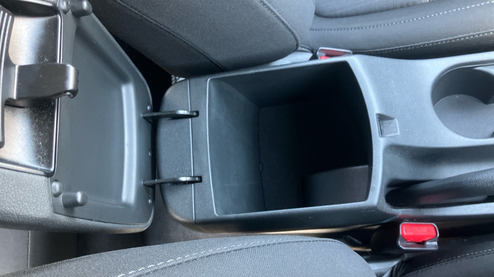 Hyundai KONA 1.0 TGDi 48V MHEV SE Connect 5dr Petrol Hatchback - Image 30