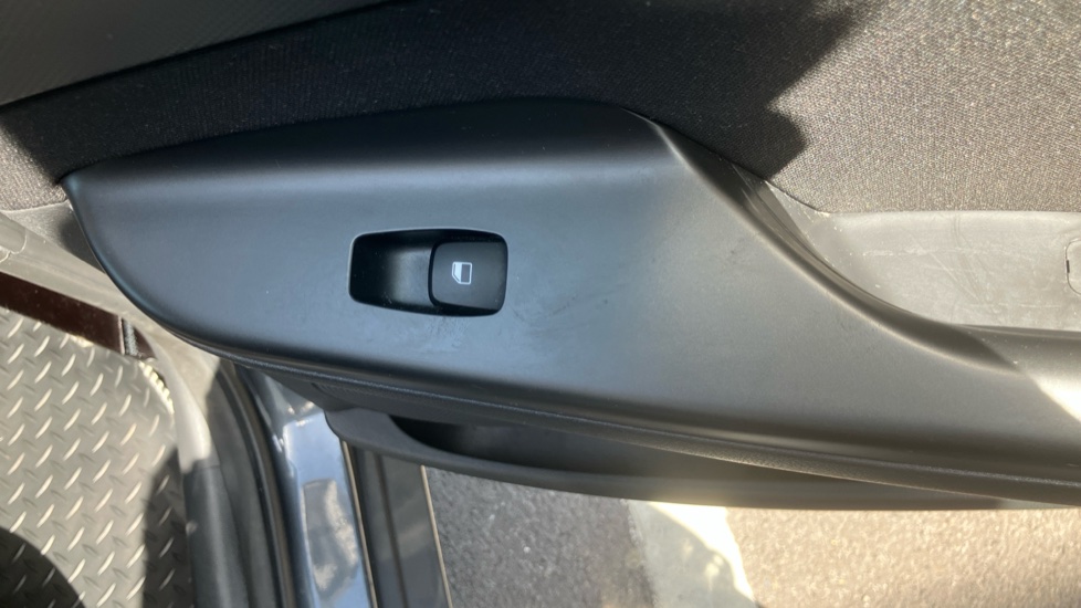 Hyundai KONA 1.0 TGDi 48V MHEV SE Connect 5dr Petrol Hatchback - Image 37
