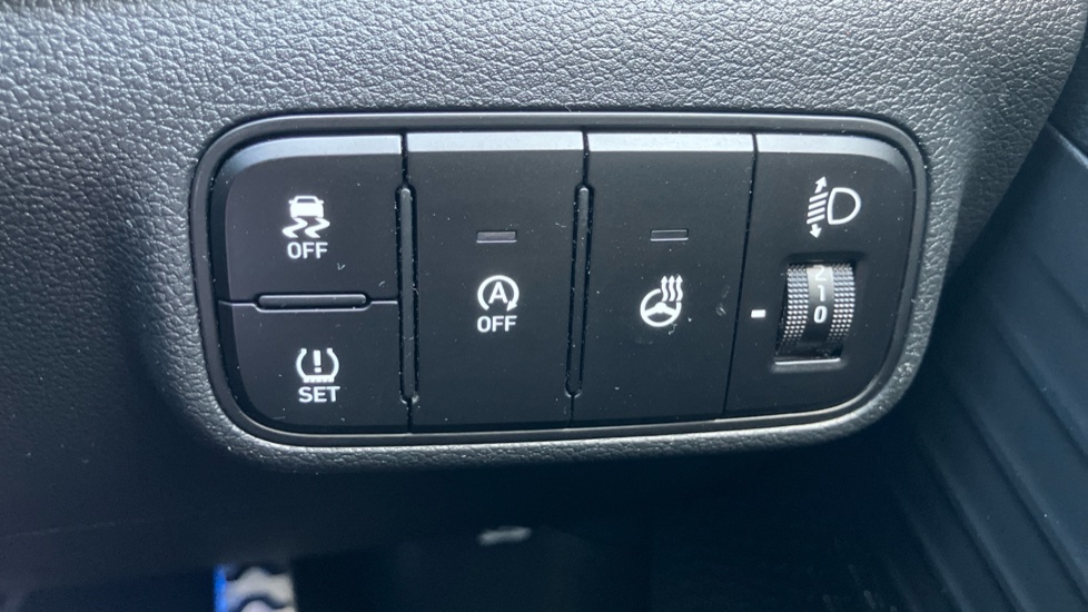 Hyundai BAYON 1.0 TGDi 48V MHEV Premium 5dr DCT Petrol Hatchback - Image 25