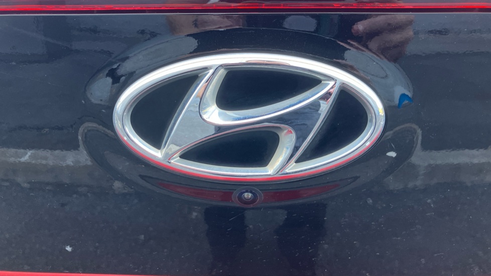 Hyundai BAYON 1.0 TGDi 48V MHEV Premium 5dr DCT Petrol Hatchback - Image 53