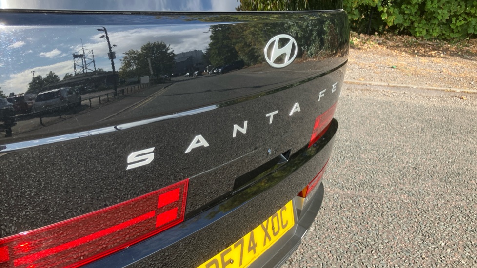 Hyundai SANTA FE 1.6 TGDi Hybrid Ultimate 5dr 4WD Auto Hybrid Estate - Image 68