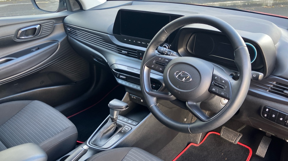 Hyundai i20 1.0T GDi 48V MHD Premium 5dr DCT Petrol Hatchback - Image 11