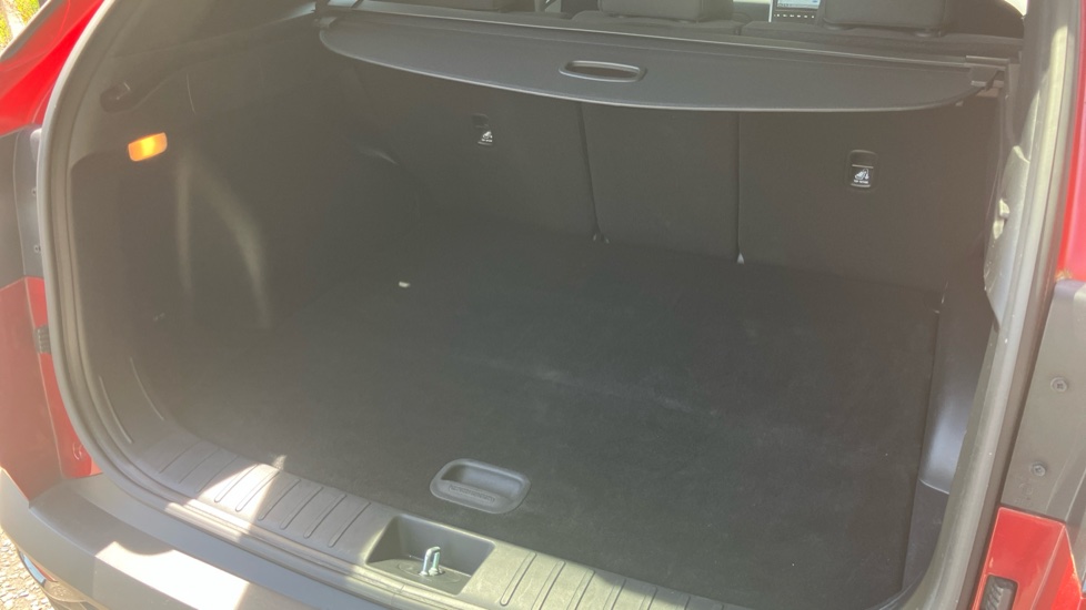 Hyundai TUCSON 1.6 TGDi Premium 5dr 2WD Petrol Estate - Image 4