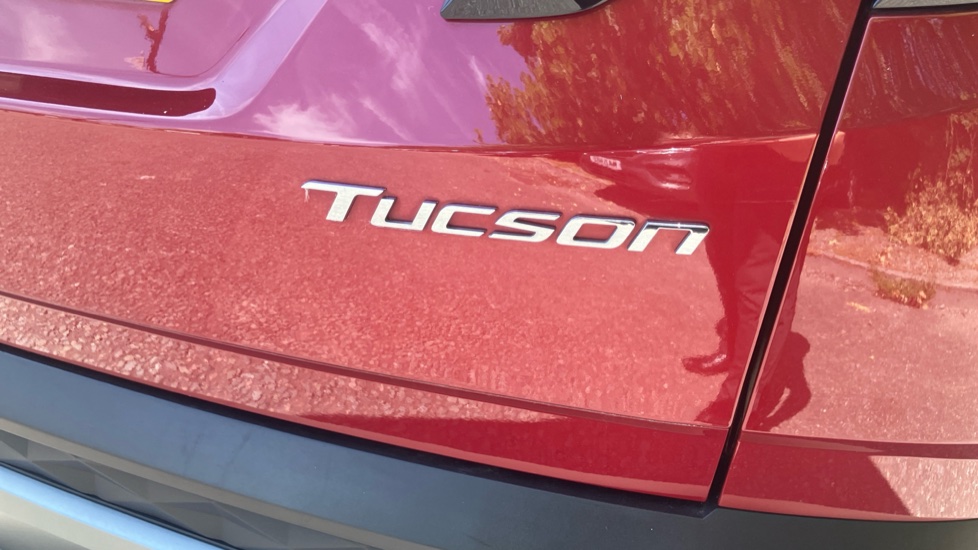 Hyundai TUCSON 1.6 TGDi Premium 5dr 2WD Petrol Estate - Image 37