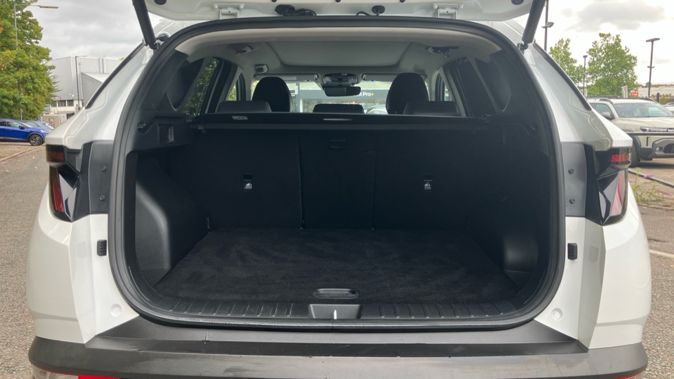 Hyundai TUCSON 1.6 TGDi Hybrid 230 Ultimate 5dr 2WD Auto Hybrid Estate - Image 4