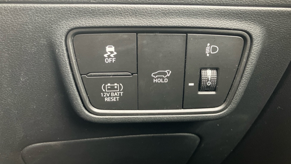 Hyundai TUCSON 1.6 TGDi Hybrid 230 Ultimate 5dr 2WD Auto Hybrid Estate - Image 27