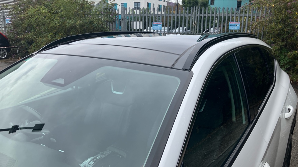 Hyundai TUCSON 1.6 TGDi Hybrid 230 Ultimate 5dr 2WD Auto Hybrid Estate - Image 63