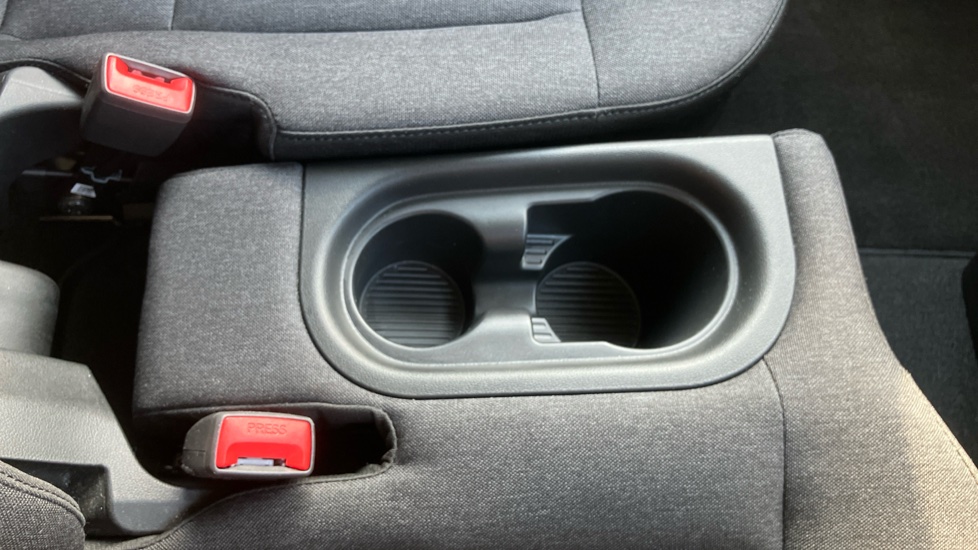 Hyundai INSTER 85kW 02 49kWh 5dr Auto Electric Hatchback - Image 32