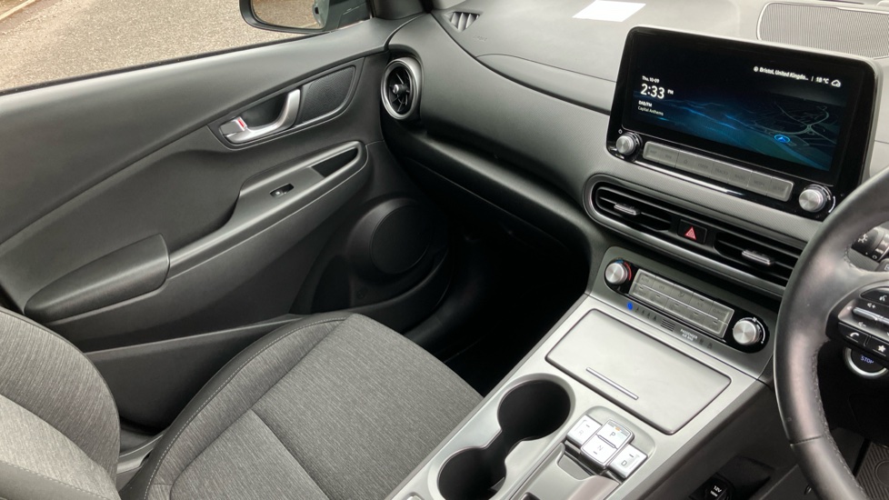 Hyundai KONA 100kW Premium 39kWh 5dr Auto Electric Hatchback - Image 14