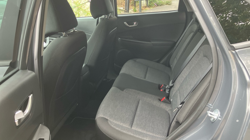 Hyundai KONA 100kW Premium 39kWh 5dr Auto Electric Hatchback - Image 16