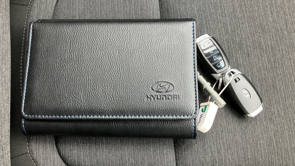 Hyundai KONA 100kW Premium 39kWh 5dr Auto Electric Hatchback - Image 19