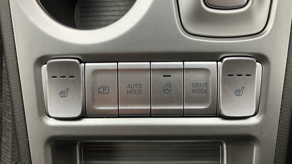 Hyundai KONA 100kW Premium 39kWh 5dr Auto Electric Hatchback - Image 25