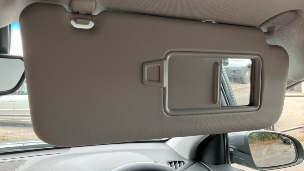 Hyundai KONA 100kW Premium 39kWh 5dr Auto Electric Hatchback - Image 35
