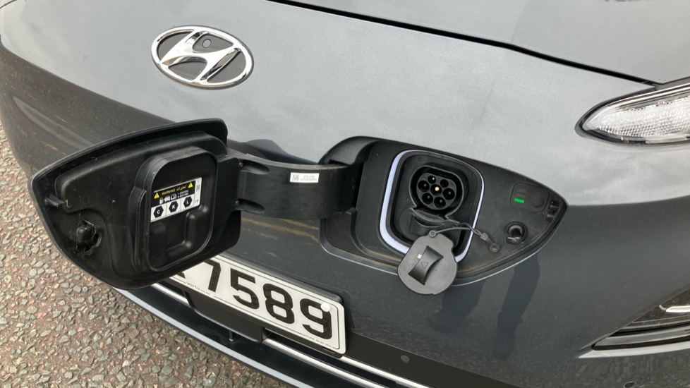 Hyundai KONA 100kW Premium 39kWh 5dr Auto Electric Hatchback - Image 50