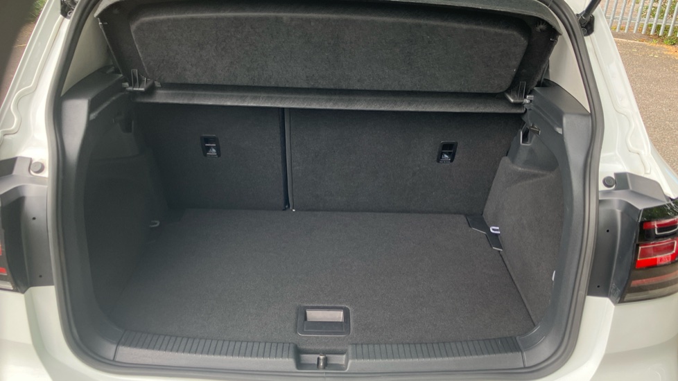Volkswagen T-Cross 1.0 TSI 110 Black Edition 5dr Petrol Estate - Image 4