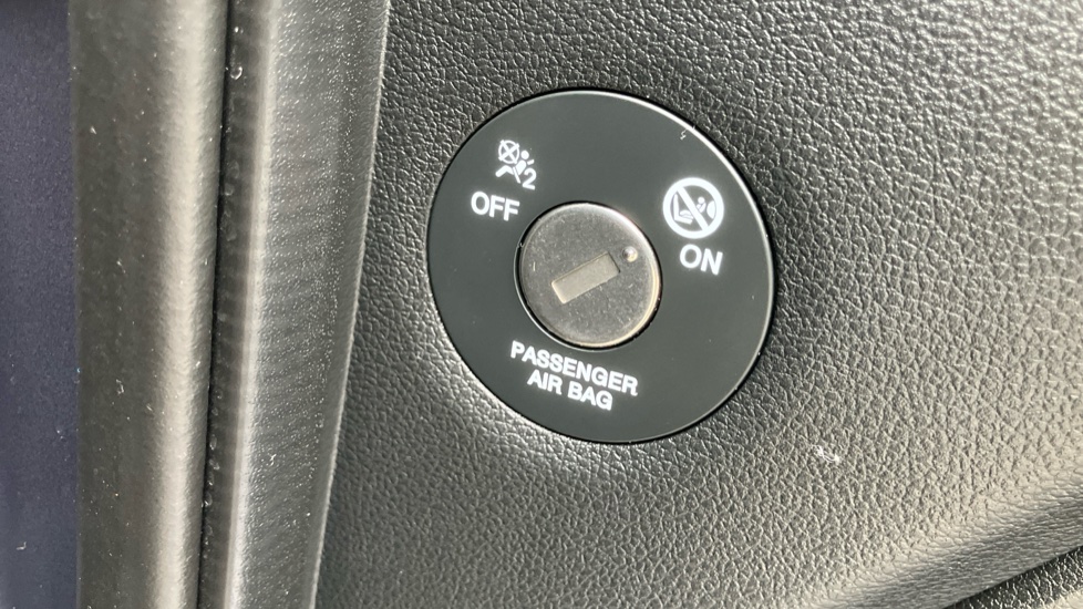 Hyundai i10 1.0 [63] Advance 5dr [Nav] Petrol Hatchback - Image 48