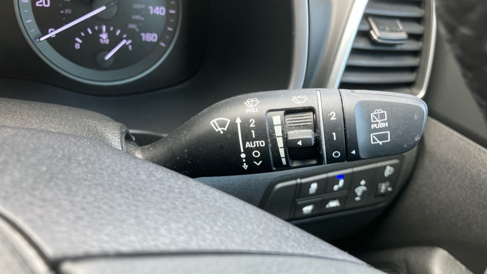 Hyundai TUCSON 1.6 TGDi 177 Premium SE 5dr 2WD DCT Petrol Estate - Image 22