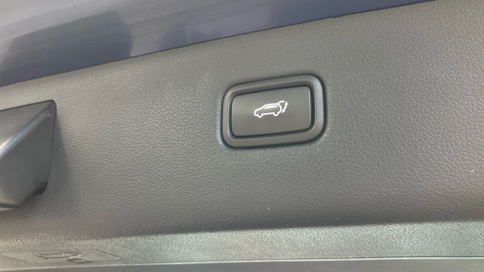 Hyundai TUCSON 1.6 TGDi 177 Premium SE 5dr 2WD DCT Petrol Estate - Image 47