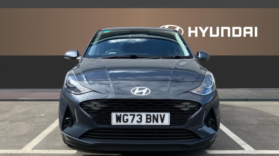 Hyundai i10 1.2 MPi Premium 5dr Petrol Hatchback - Image 3