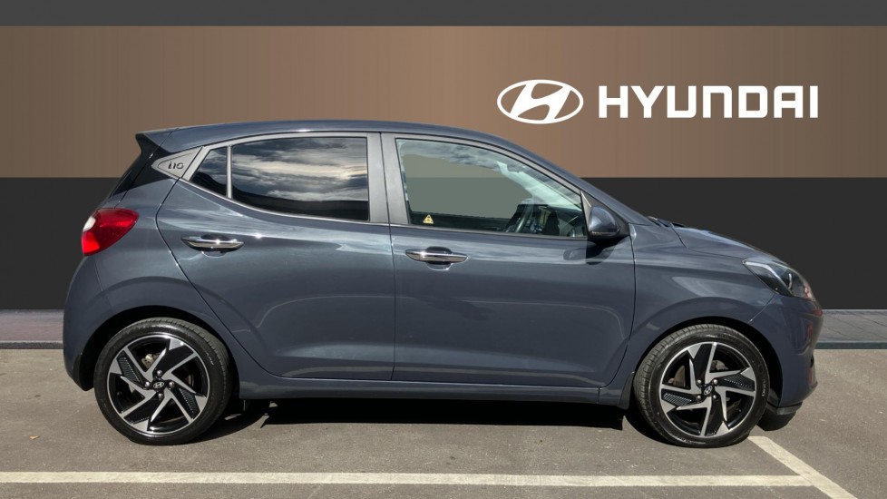 Hyundai i10 1.2 MPi Premium 5dr Petrol Hatchback - Image 5