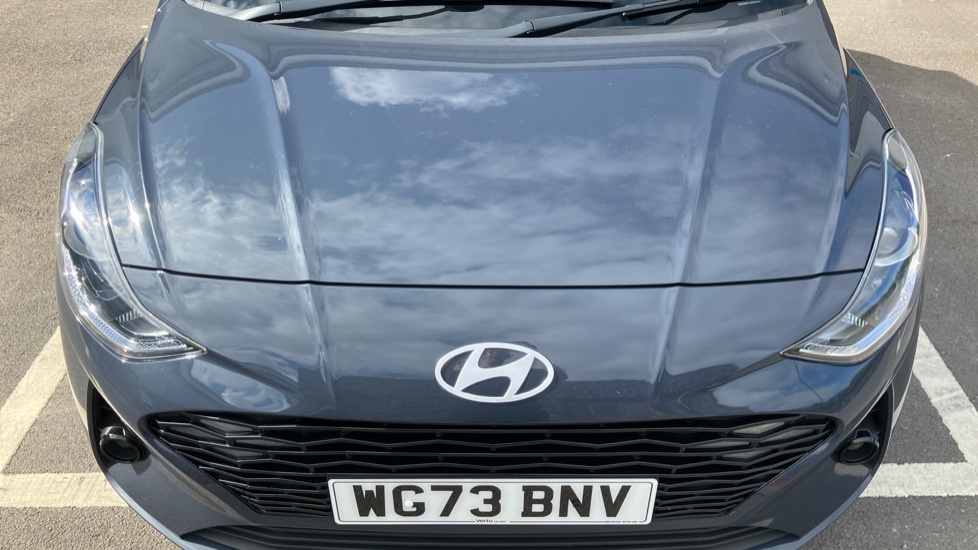Hyundai i10 1.2 MPi Premium 5dr Petrol Hatchback - Image 8