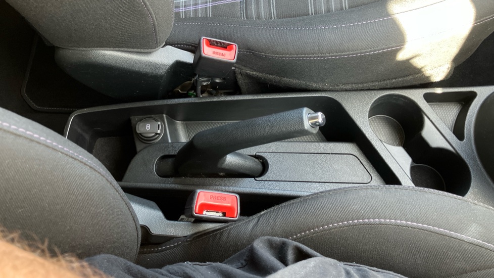 Hyundai i10 1.2 MPi Premium 5dr Petrol Hatchback - Image 31