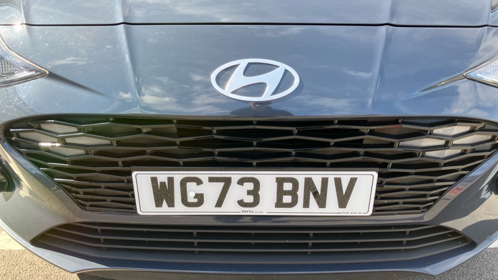 Hyundai i10 1.2 MPi Premium 5dr Petrol Hatchback - Image 47