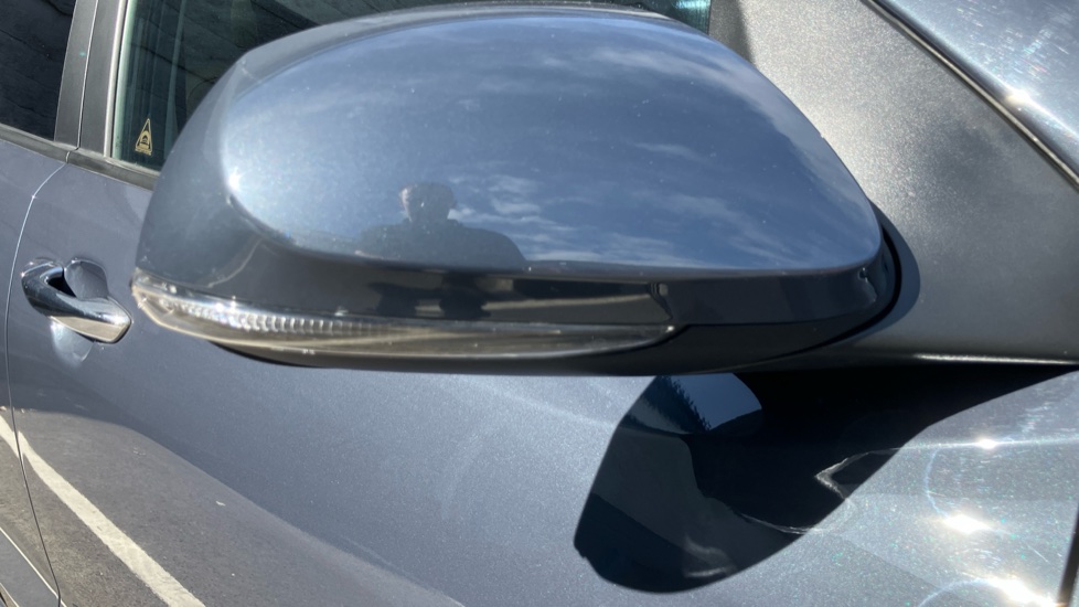 Hyundai i10 1.2 MPi Premium 5dr Petrol Hatchback - Image 50