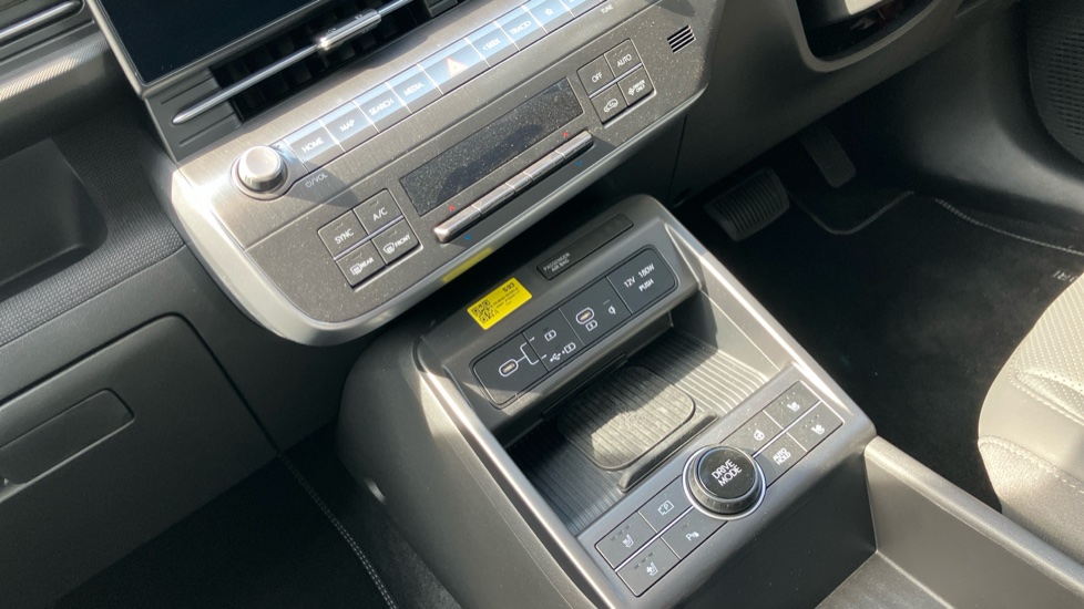 Hyundai KONA 1.6 Hybrid 138 Ultimate 5dr DCT Hybrid Hatchback - Image 13