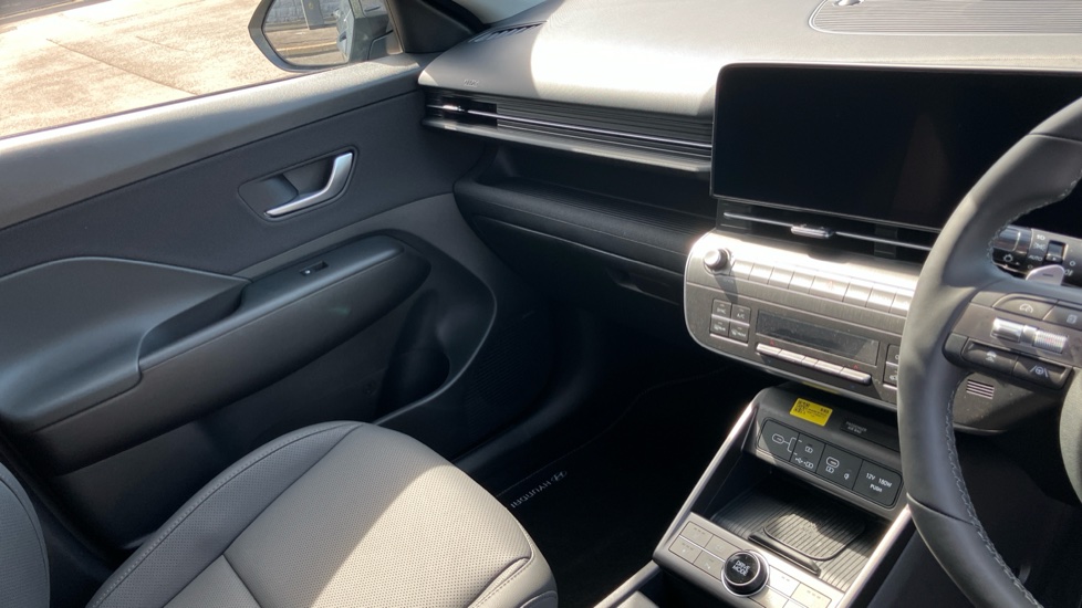 Hyundai KONA 1.6 Hybrid 138 Ultimate 5dr DCT Hybrid Hatchback - Image 14