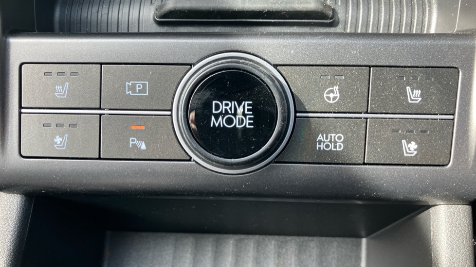 Hyundai KONA 1.6 Hybrid 138 Ultimate 5dr DCT Hybrid Hatchback - Image 33