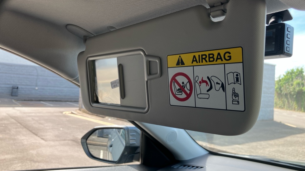 Hyundai KONA 1.6 Hybrid 138 Ultimate 5dr DCT Hybrid Hatchback - Image 36