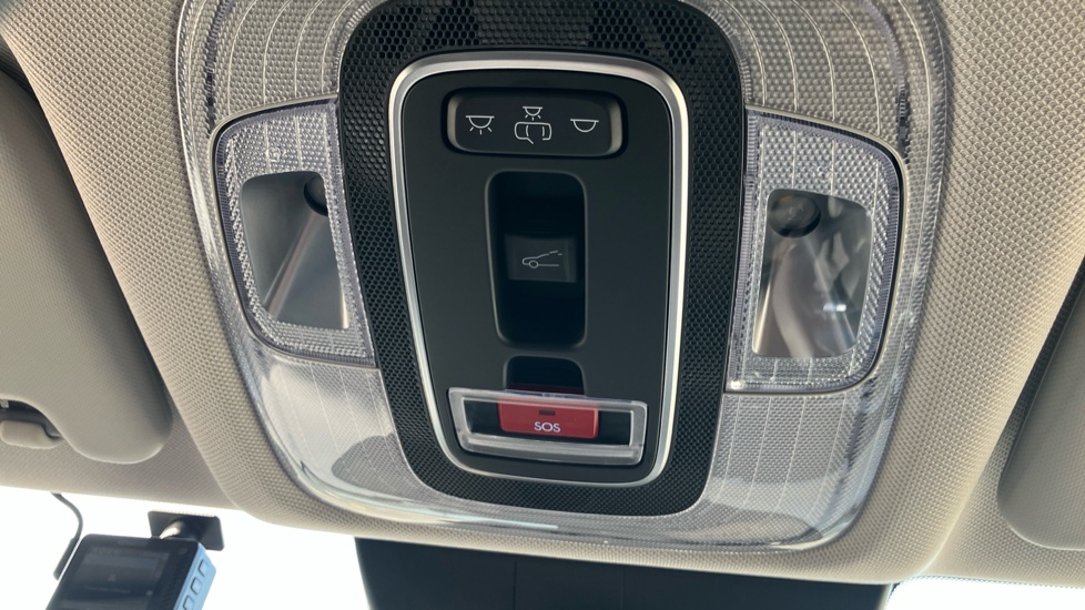 Hyundai KONA 1.6 Hybrid 138 Ultimate 5dr DCT Hybrid Hatchback - Image 39