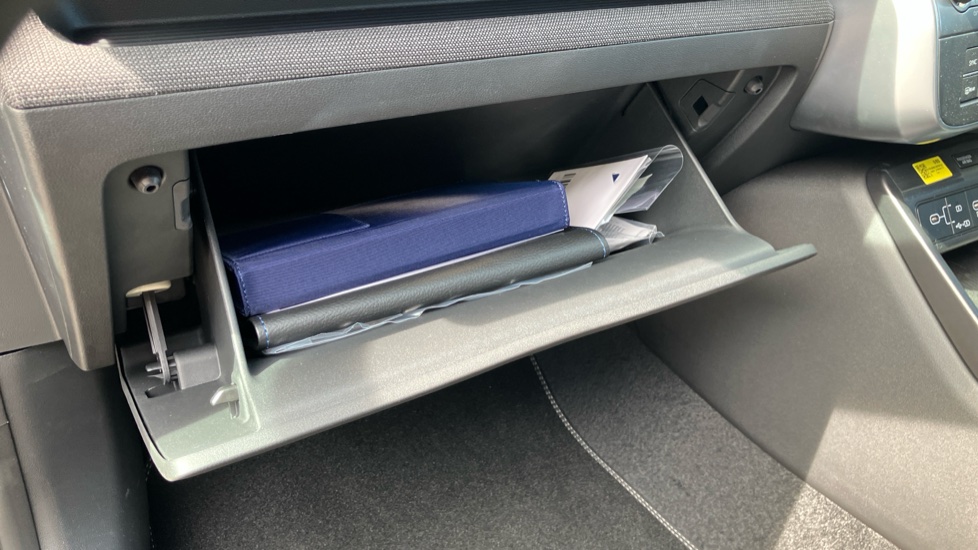 Hyundai KONA 1.6 Hybrid 138 Ultimate 5dr DCT Hybrid Hatchback - Image 53