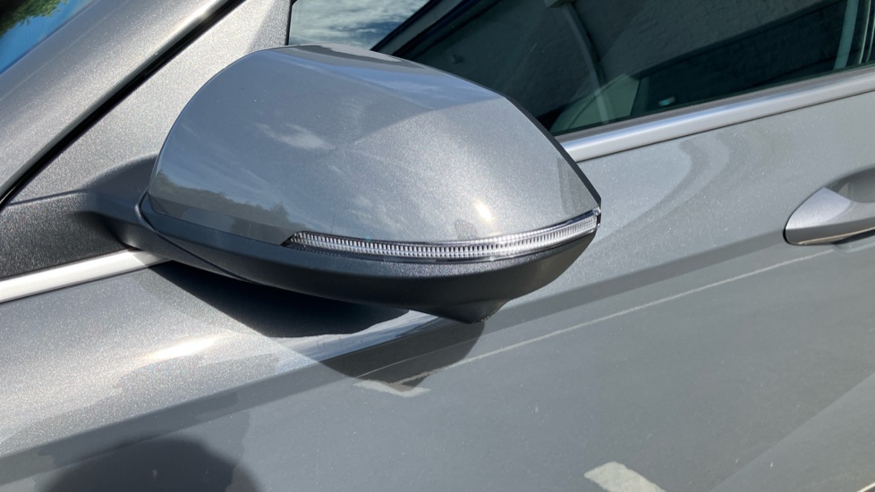 Hyundai KONA 1.6 Hybrid 138 Ultimate 5dr DCT Hybrid Hatchback - Image 56