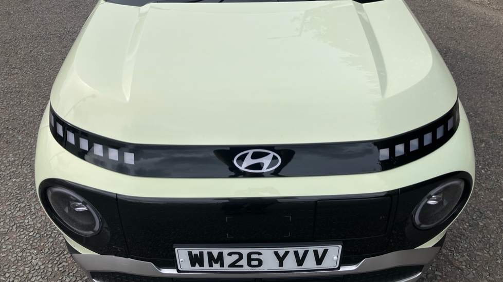 Hyundai INSTER 85kW 02 49kWh 5dr Auto Electric Hatchback - Image 8