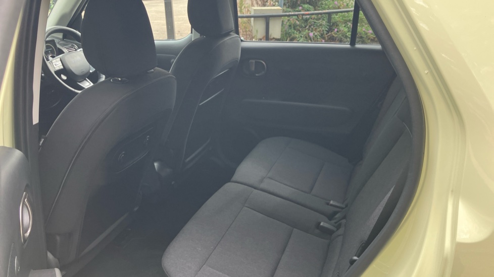 Hyundai INSTER 85kW 02 49kWh 5dr Auto Electric Hatchback - Image 16