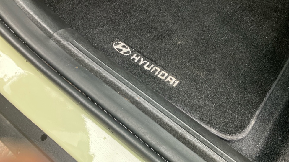 Hyundai INSTER 85kW 02 49kWh 5dr Auto Electric Hatchback - Image 43