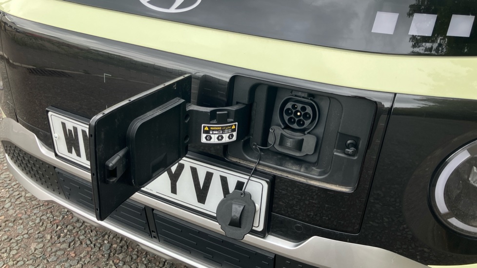 Hyundai INSTER 85kW 02 49kWh 5dr Auto Electric Hatchback - Image 46