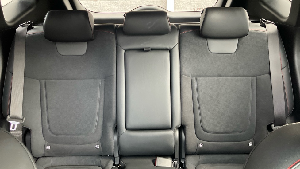 Hyundai TUCSON 1.6T Plug-in Hybrid N Line 5dr Auto Estate - Image 15