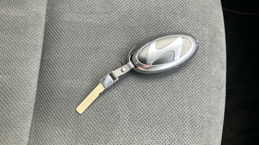 Hyundai TUCSON 1.6T Plug-in Hybrid N Line 5dr Auto Estate - Image 20