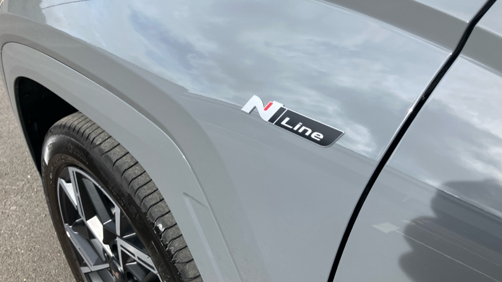 Hyundai TUCSON 1.6T Plug-in Hybrid N Line 5dr Auto Estate - Image 60