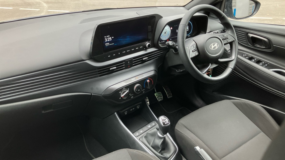 Hyundai BAYON 1.0 TGDi [90] Black Line 5dr Petrol Hatchback - Image 9